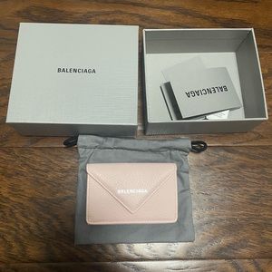 SOLD ⚡ BALENCIAGA PINK MINI WALLET BRAND NEW ⚡️